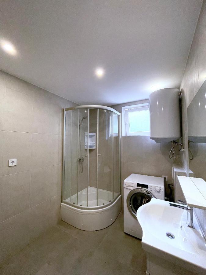 Apartments Lav โกตอร์ ภายนอก รูปภาพ