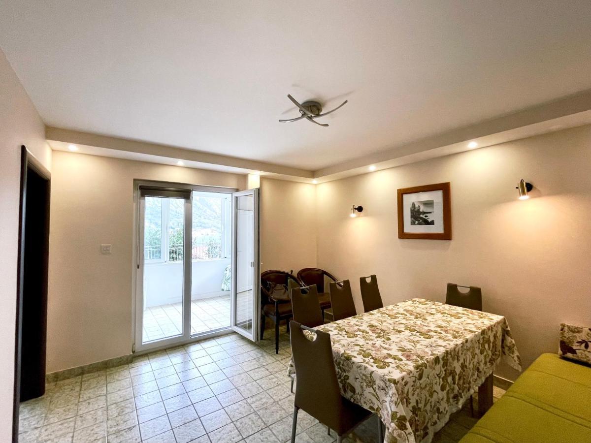 Apartments Lav โกตอร์ ภายนอก รูปภาพ