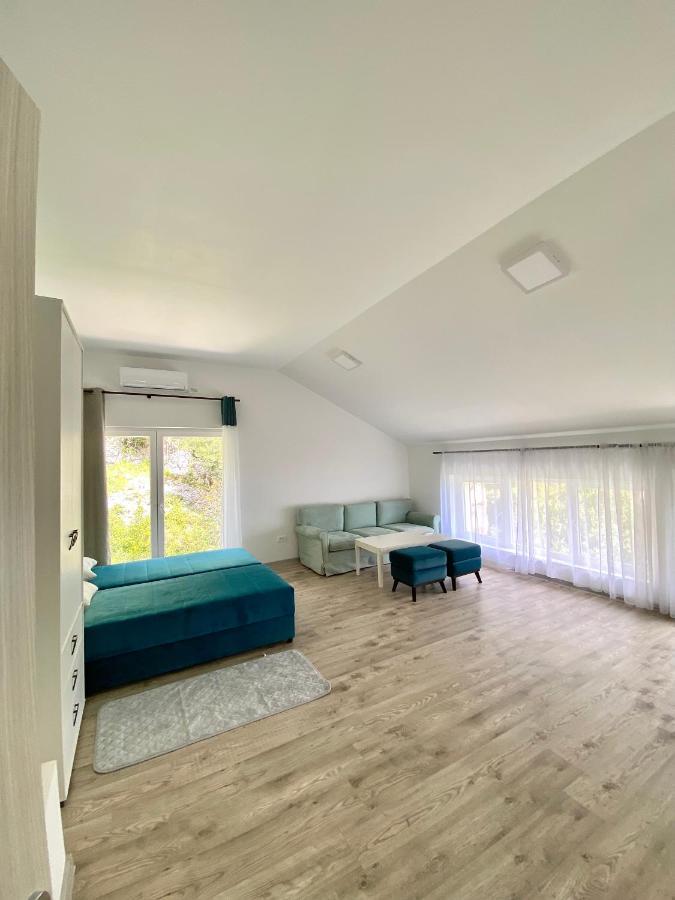 Apartments Lav โกตอร์ ภายนอก รูปภาพ