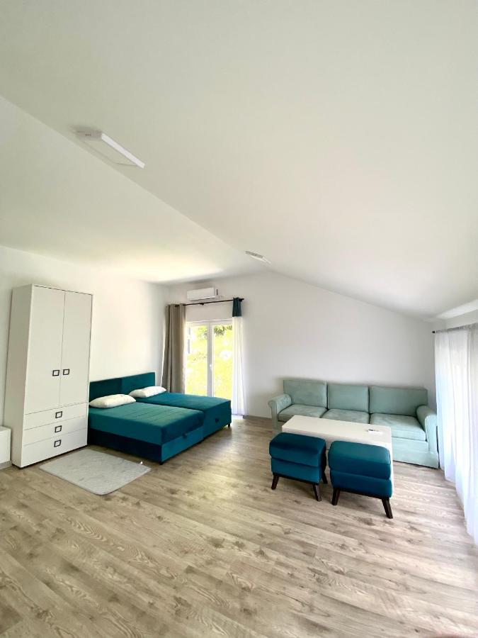Apartments Lav โกตอร์ ภายนอก รูปภาพ